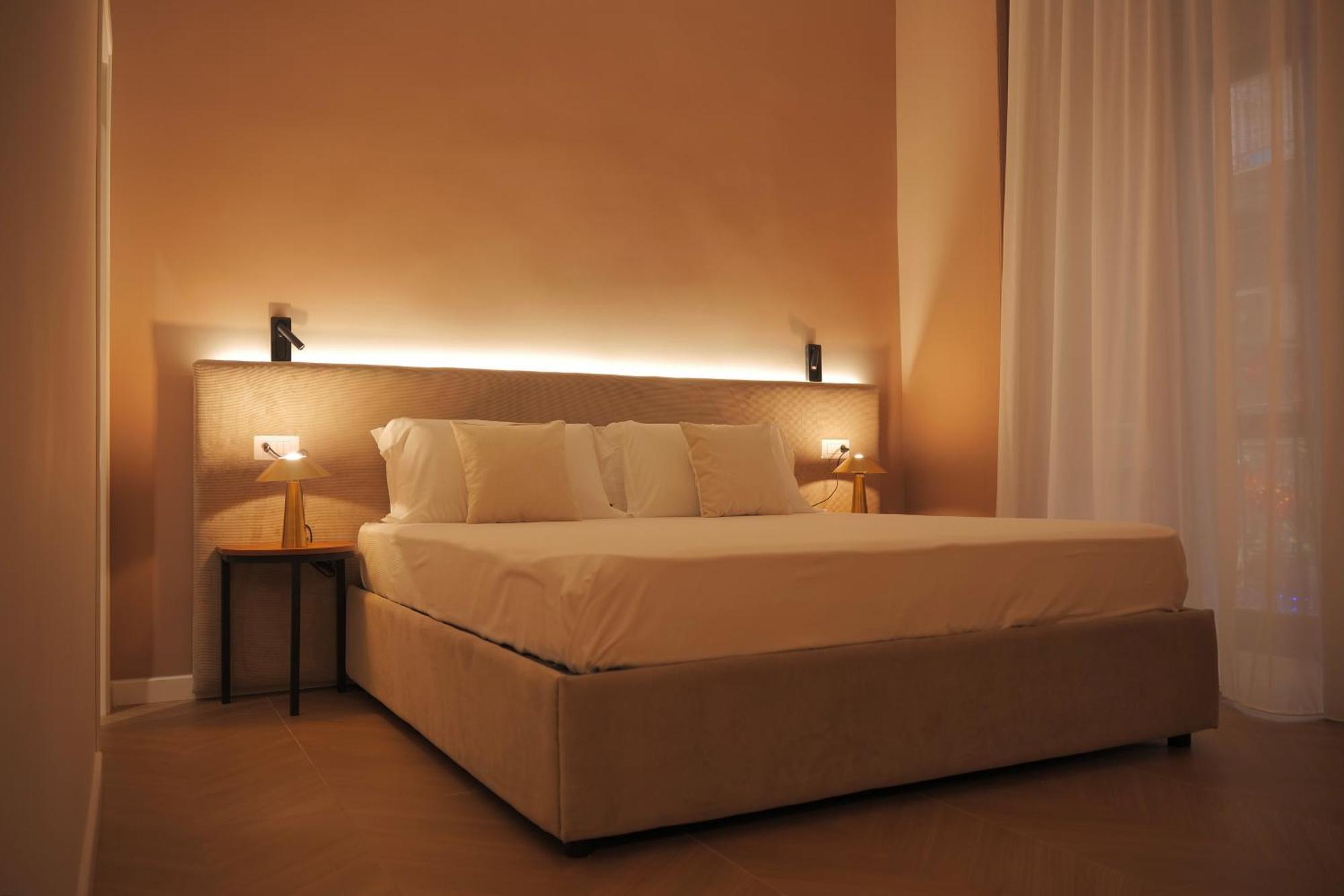 Toledo Luxury Rooms - Lr Collection نابولي المظهر الخارجي الصورة