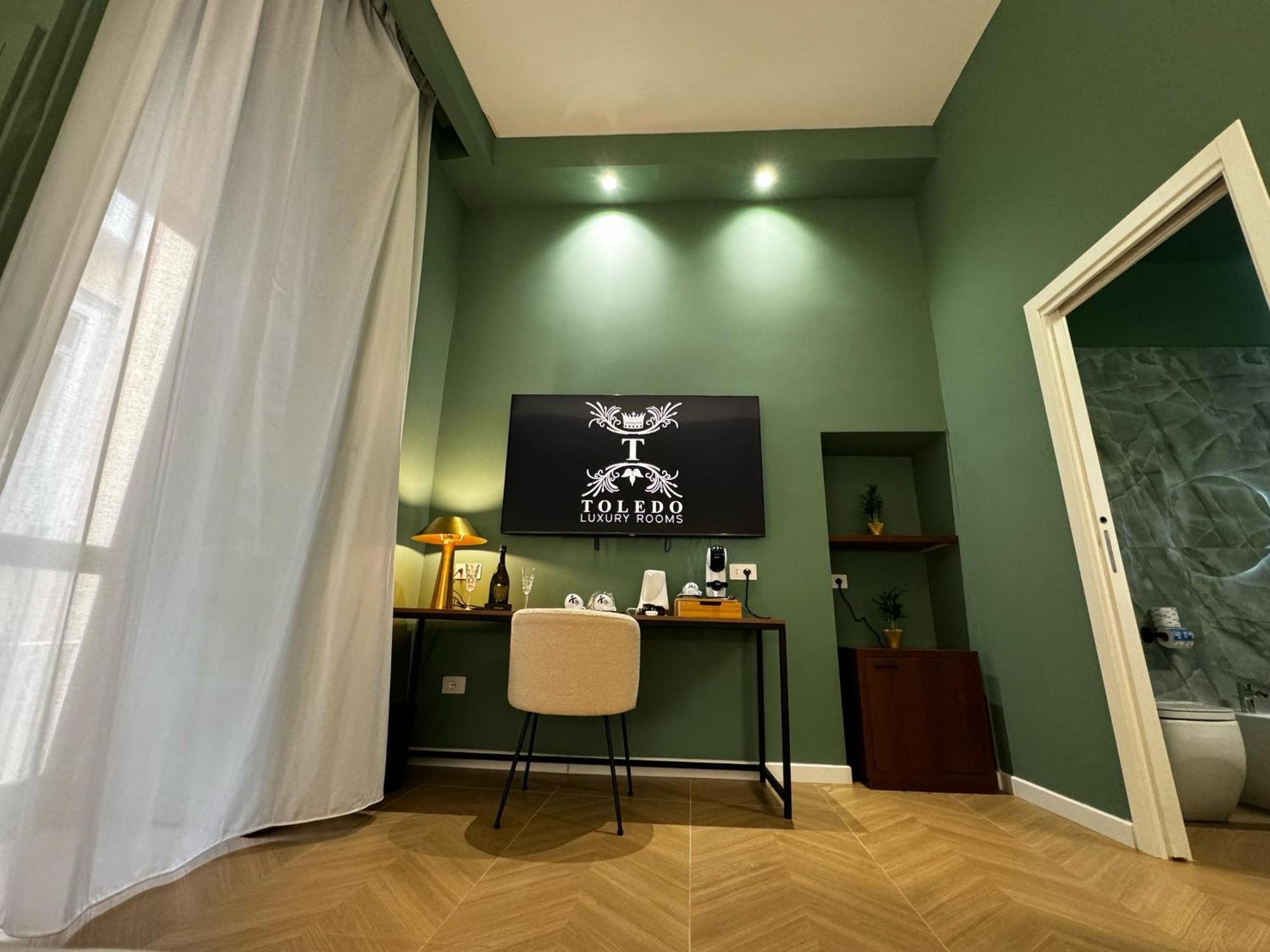Toledo Luxury Rooms - Lr Collection نابولي المظهر الخارجي الصورة