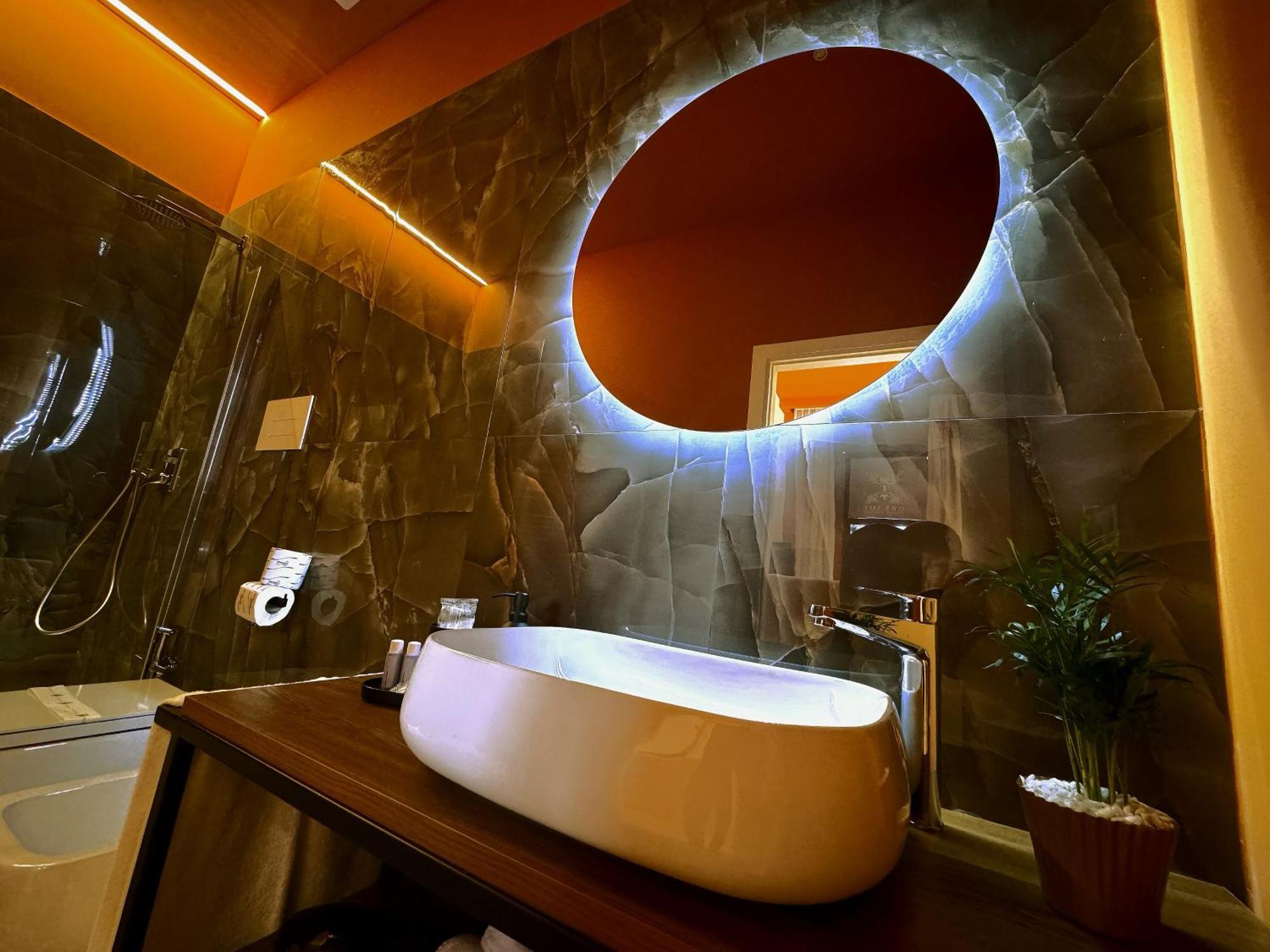 Toledo Luxury Rooms - Lr Collection نابولي المظهر الخارجي الصورة
