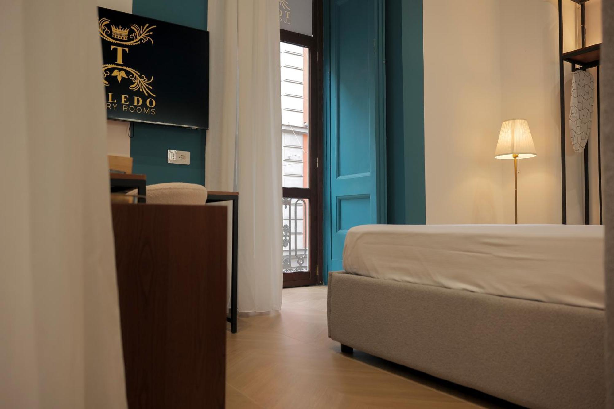 Toledo Luxury Rooms - Lr Collection نابولي المظهر الخارجي الصورة
