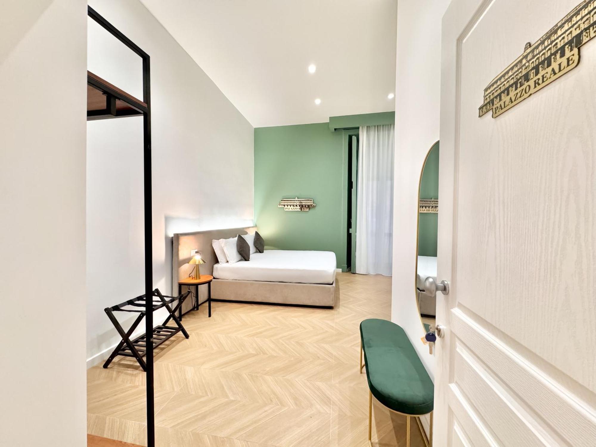 Toledo Luxury Rooms - Lr Collection نابولي المظهر الخارجي الصورة