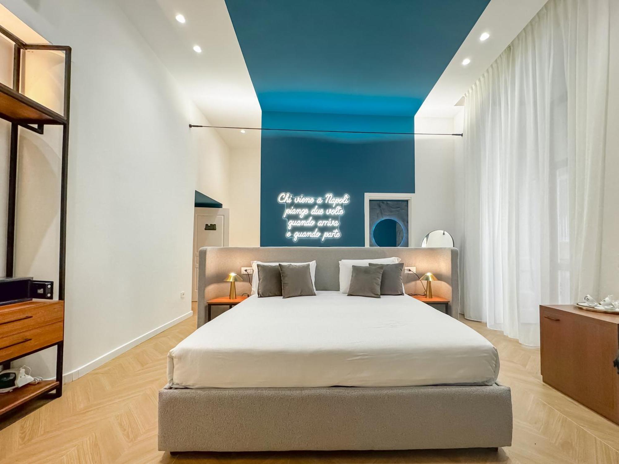Toledo Luxury Rooms - Lr Collection نابولي المظهر الخارجي الصورة